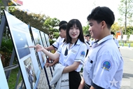 Photo exhibition on naval troops held